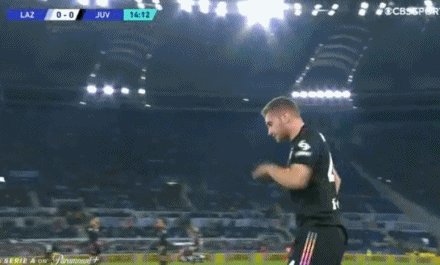 1637438675840051614.gif